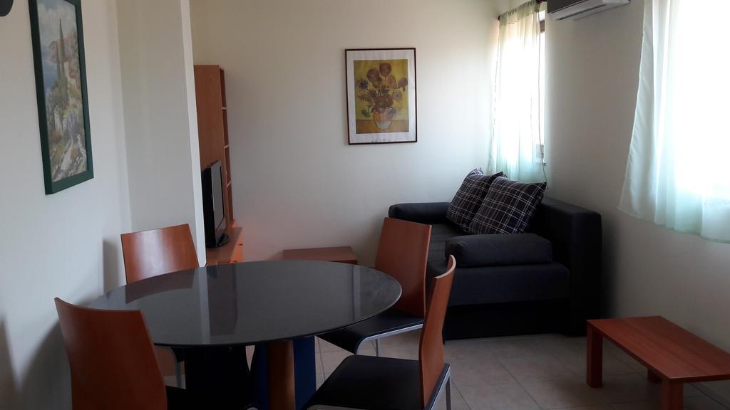 Apartment Greeny Galizana ภายนอก รูปภาพ