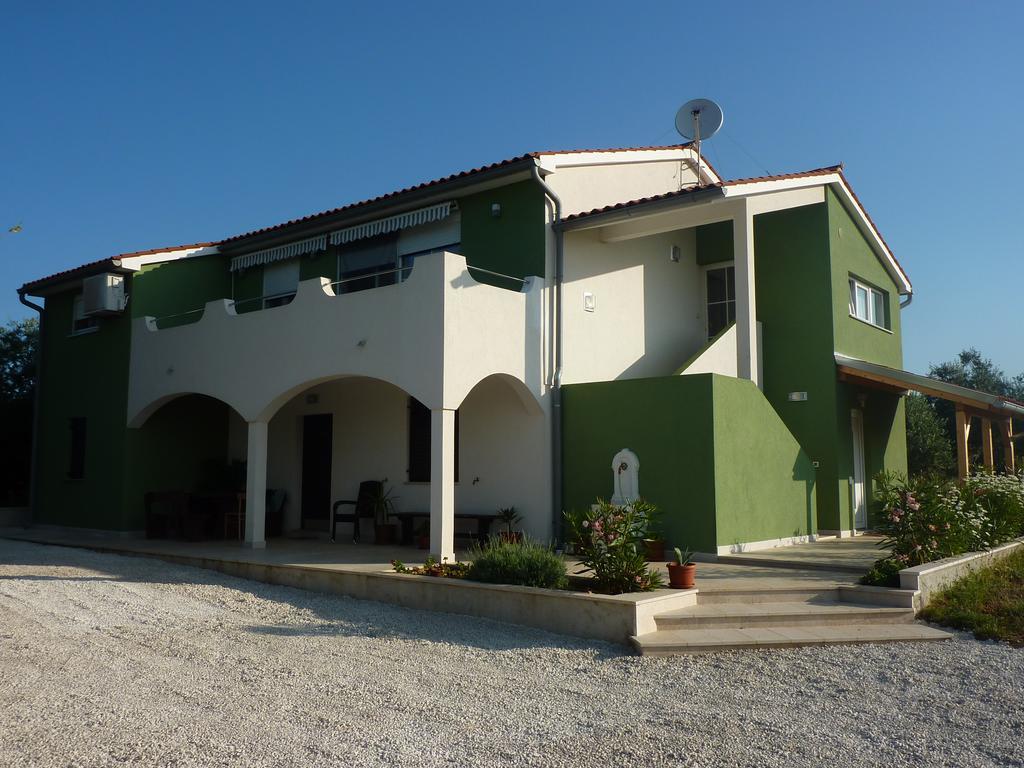 Apartment Greeny Galizana ภายนอก รูปภาพ